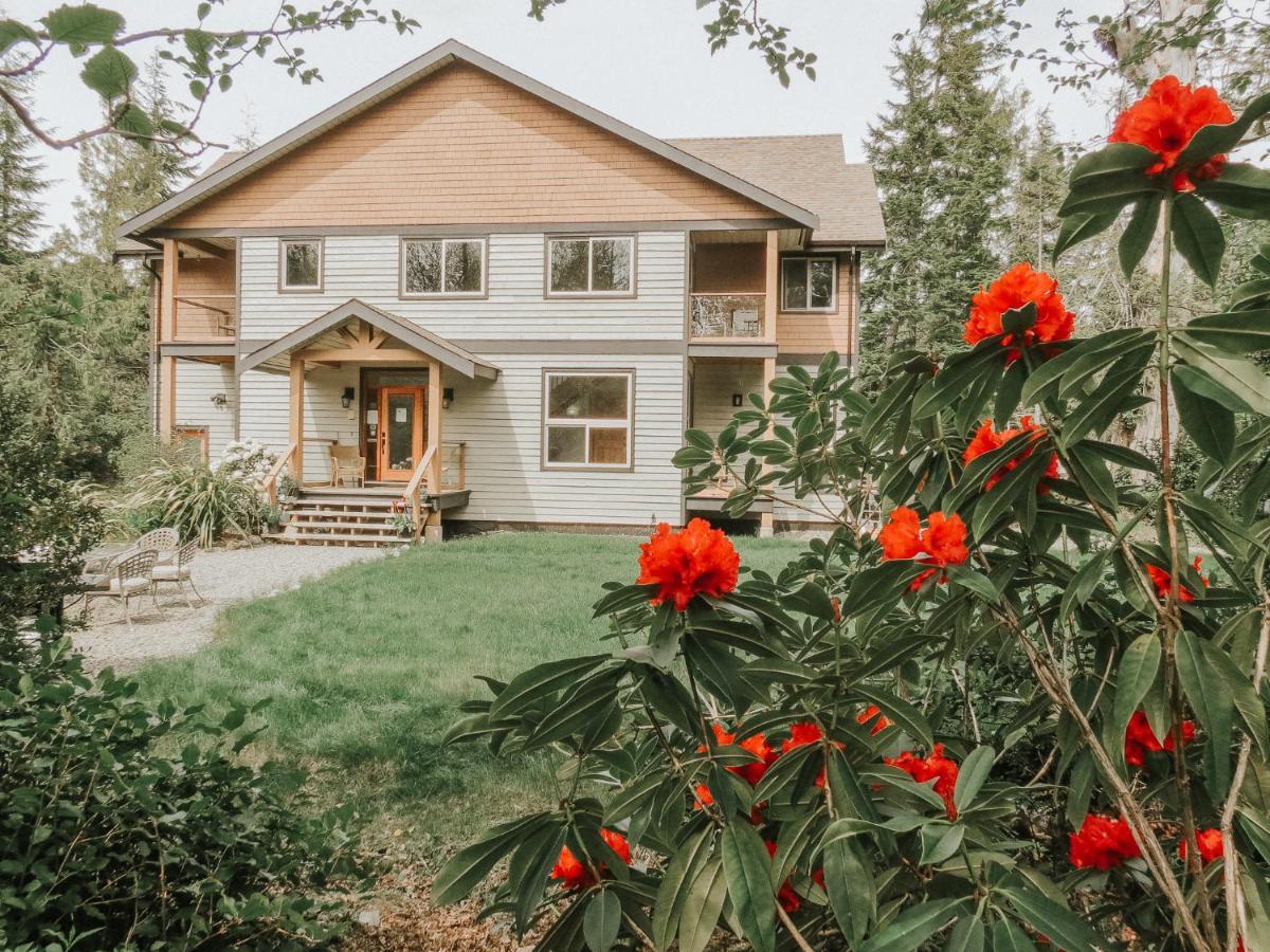 Cobble Wood And Bird Sanctuary Guest Houses Tofino Dış mekan fotoğraf